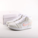 Womens AJ 1 Retro High DN4045-001