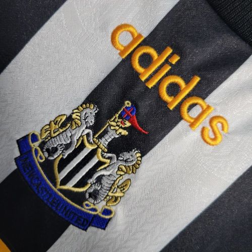 Newcastle United 1997/1999 Home Retro Jersey