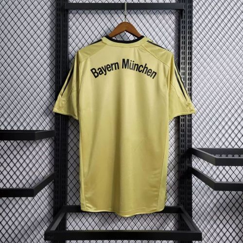 Bayern Munich 2004/2005 Away Retro Jersey