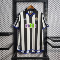 Newcastle United 2000/2001 Home Retro Jersey
