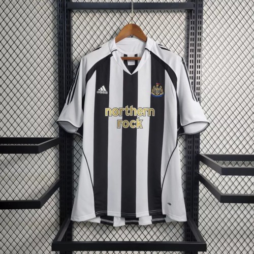 Newcastle United 2005/2007 Home Retro Jersey