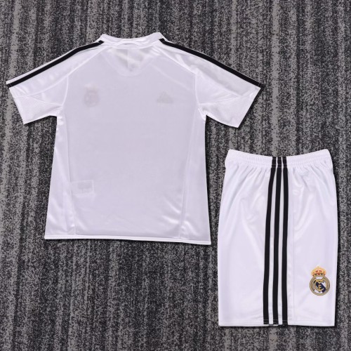 Kids Real Madrid 2004/2005 Home Retro Kit