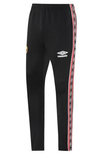 MUFC 25/26 Retro Training Track Pants - 02