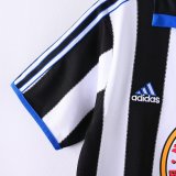 Newcastle United 1999/2000 Home Retro Jersey