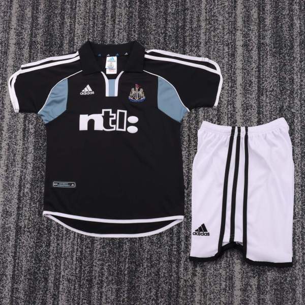 Kids Newcastle United 2000/2001 Away Retro Kit