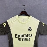 Player Version Real Madrid 25/26 Pro Training Jersey