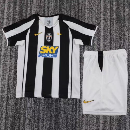 Kids Juventus 2004/2005 Home Retro Kit