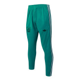 Liverpool 25/26 Half-Zip Training Top and Pants Set B25132