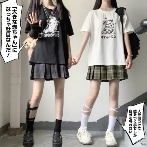 Harajuku Style Black and White Bear Printed Cool Girl Loose T-shirt