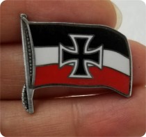 WW2 WWII German cross flag pin