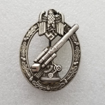Type #28_ww2 Antique silver german badge
