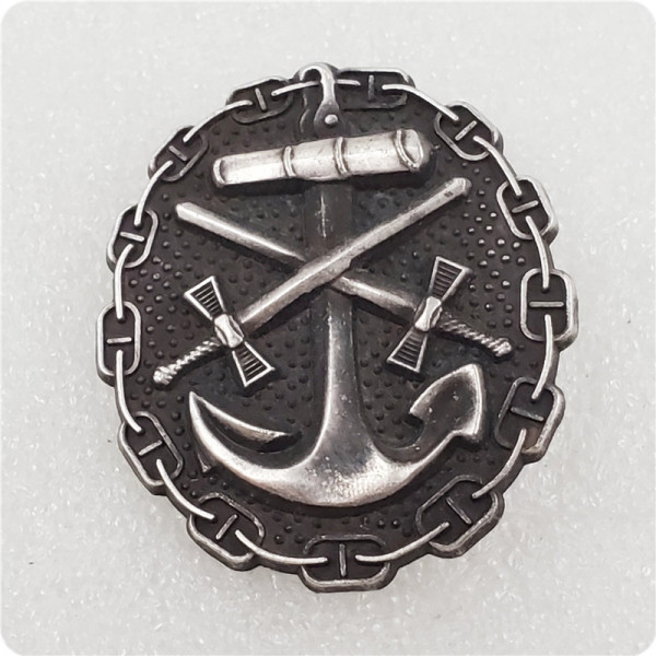 Type #83_WWII Silver German badge