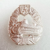 Type #106_WWII Unc silver  badge