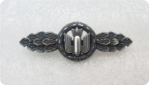 Type #131_WWII Antique Silver badge
