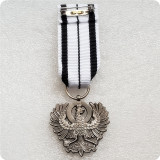 Type #169_WWII badge