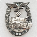 Type #170_WWII badge
