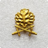 Oak leaves pin sword brooch badge Germany jewelry men patriot gift shirts jacket accessory