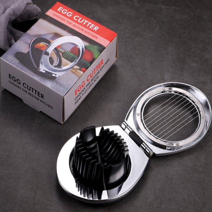 3-in-1 Egg Slicer