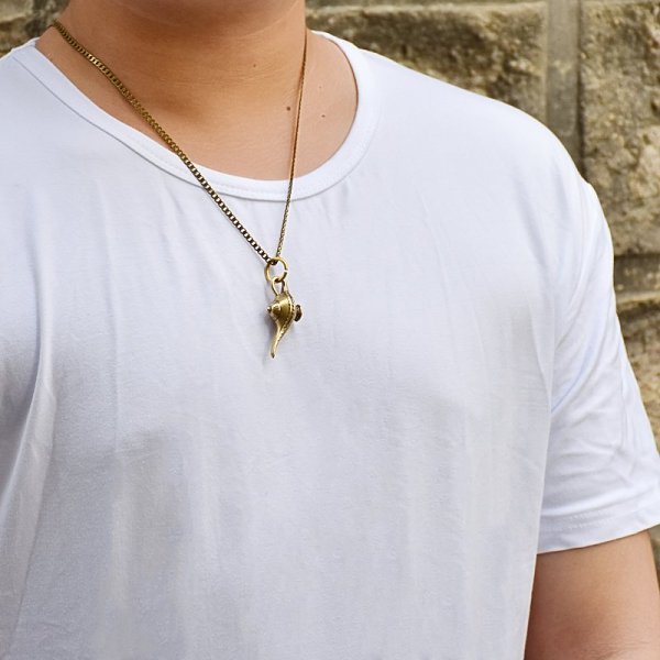 Aladdin and His Wonderful Lamp Necklace