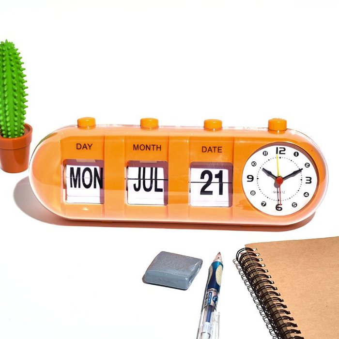 Clearance Sale Submarine Hand Flip Clock