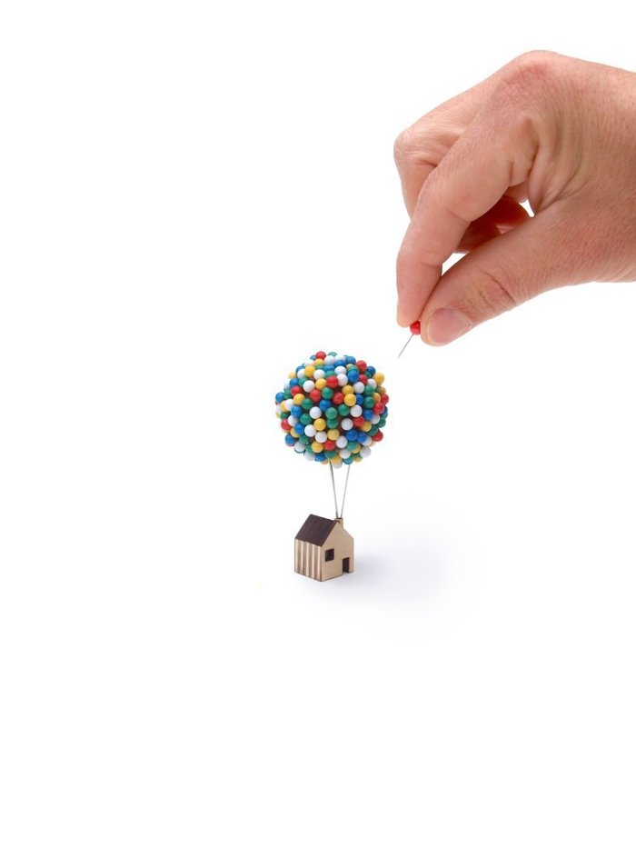 Balloon Pin House