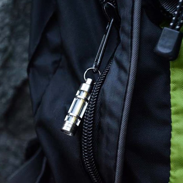 GENEMA Ultra Lightweight Titanium Alloy Keychain with Key Ring Carabiner  Car Key Chains