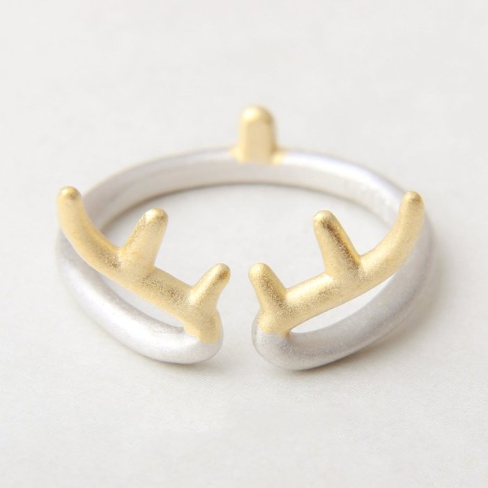 Silver Reindeer Horn Ring