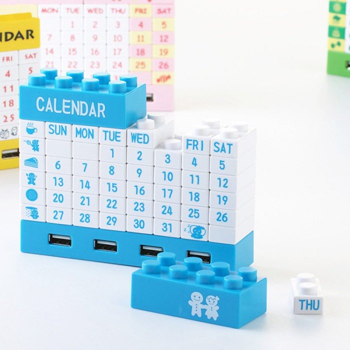 4-Port USB Hub Blocks Calendar