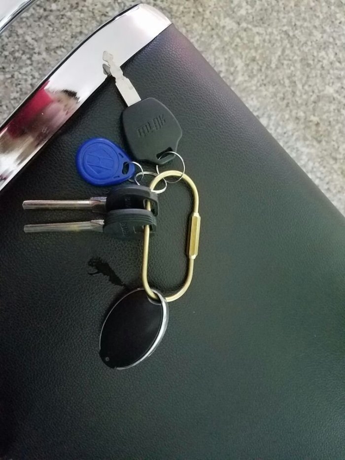 O-Shape Brass Keychain