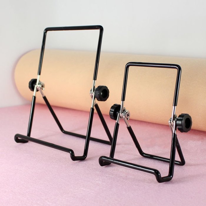 Metal Wire Stand