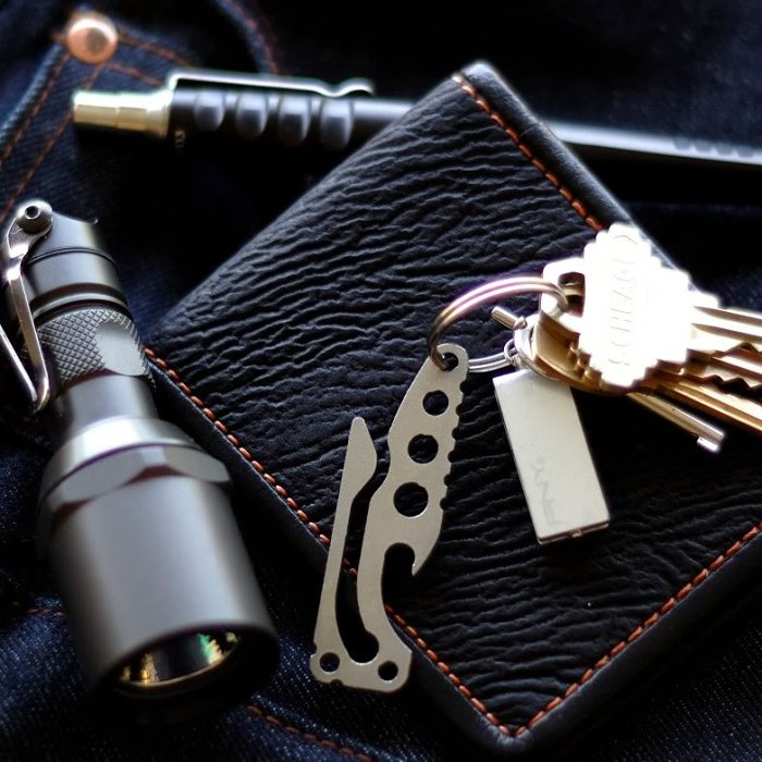 Pickpocket Alpha Keychain Multi-Tool