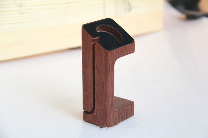 Wood Apple Watch Charger Stand