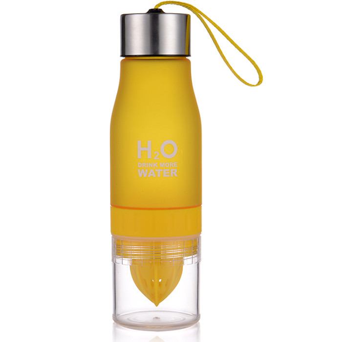 Lemon-Fruit-Juicer-Bottle-H2O-Drink-More-Water-Bottle-Gift-Ideas-veasoon-yellow