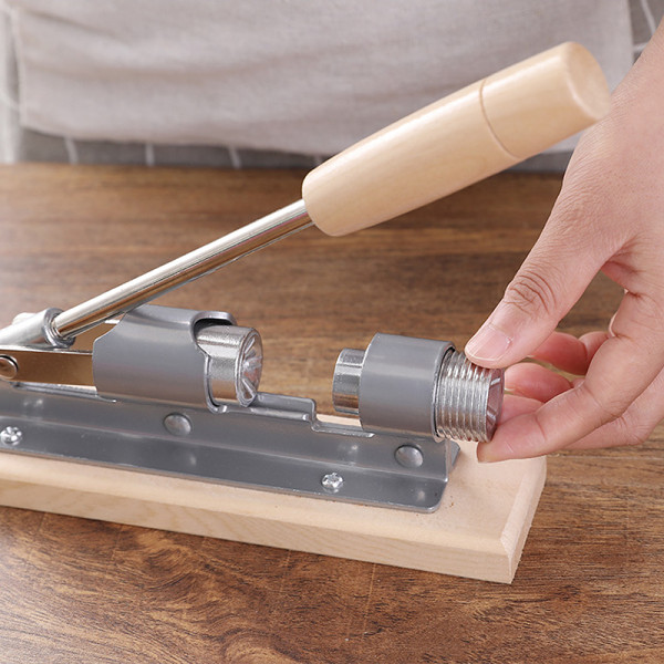 Easy Nutcracker Nut Tool 最好用的堅果開殼工具 쉬운호두까기인형너트도구 簡単くるみ割り人形ナットツール Herramienta Fácil Para Tuercas de Cascanueces