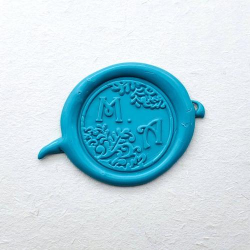 Personalized Initials with Leaves Wax Seal Stamp - Custom Wax Seal - Wedding Invitation Seal - Custom Wedding Stamp - Wedding Seal Stamp