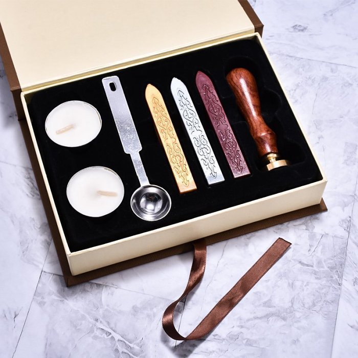 Wax Seal Stamp, Sealing Wax Stamps Moon & Hand Retro Wood Stamp Pick The Moon Wax Seal 25mm Removable Brass Seal Wood Handle for Envelopes Invitations Wedding Embellishment Bottle Decoration