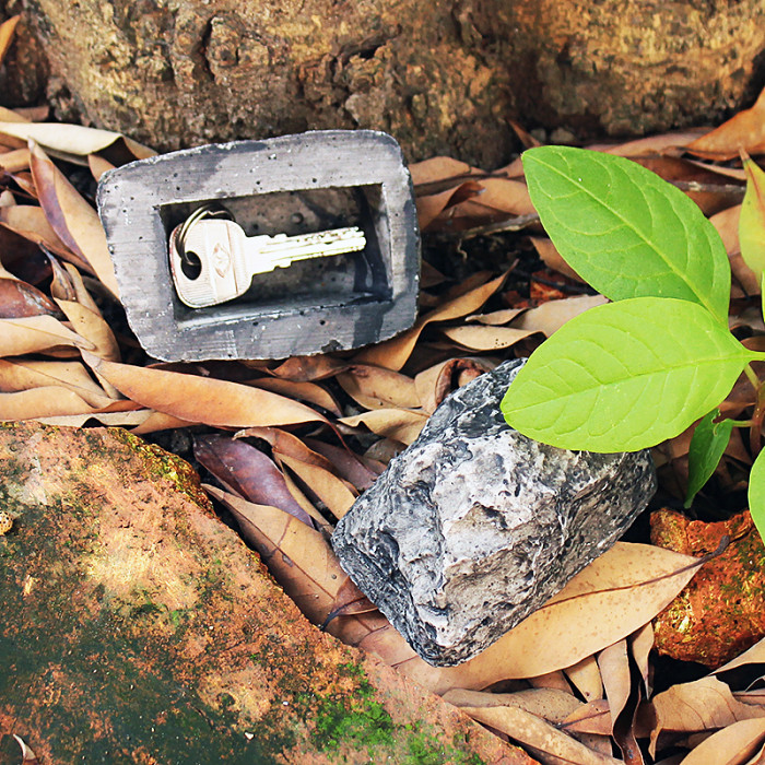 Stone Diversion Safe Spare Key Hiding Rock Key Safe