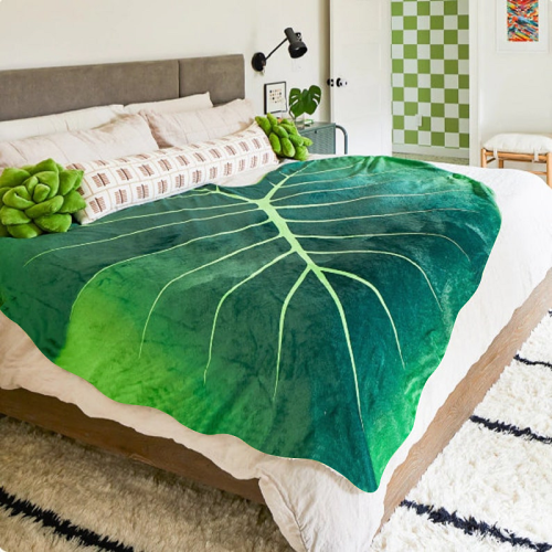 The super soft giant leaf blanket you'll never want to leave