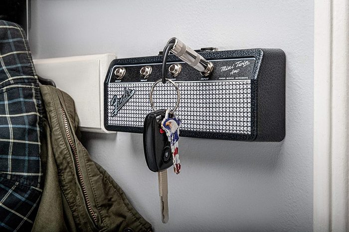 Never lose your keys again with this Fender jack rack