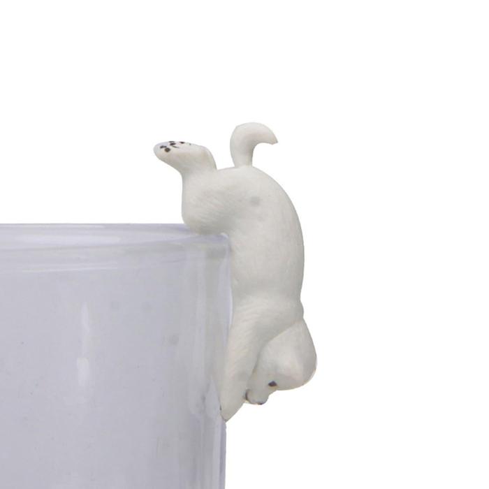 Mini Pug Dog Cup-Edge Figure