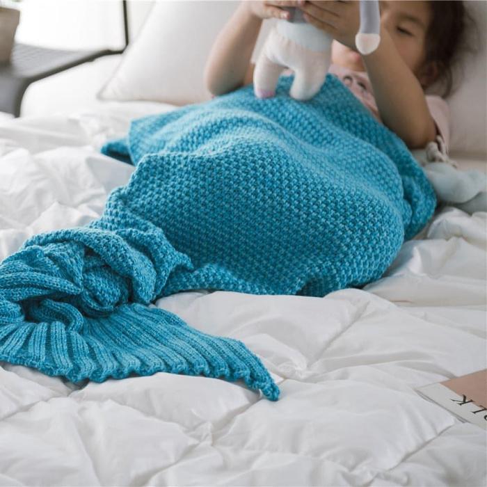 Kid Crochet Mermaid Tail Blanket