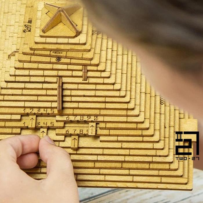 3D Pyramid Art Puzzle