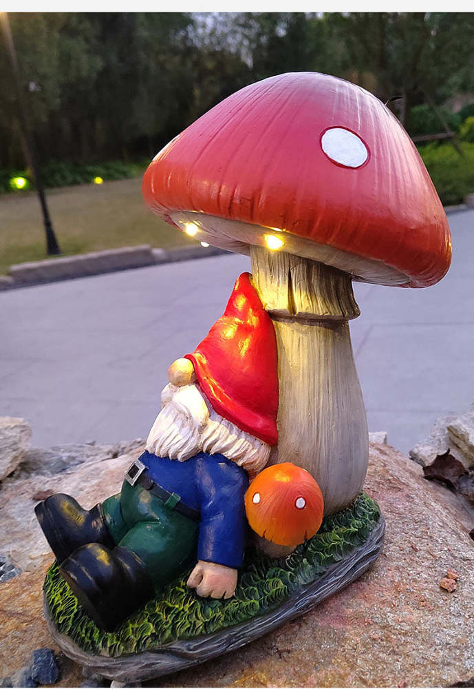 Mushroom Dwarf Solar Statue
