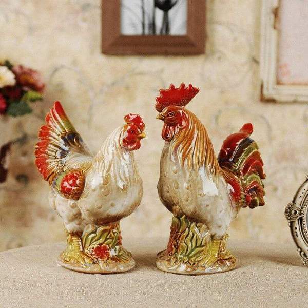 One Pair Cock Hen Figurine Statue