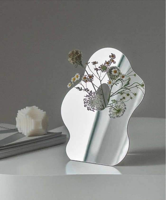 Irregular Wave Vase Mirror
