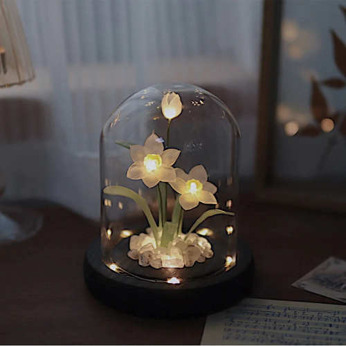 Narcissus Night Light