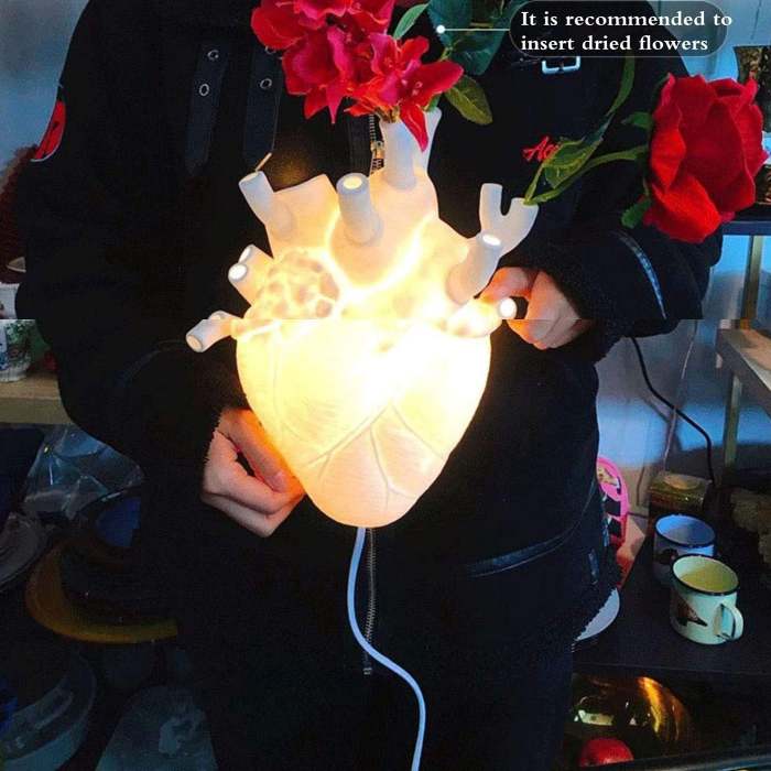 Love in Bloom Wall Lamp