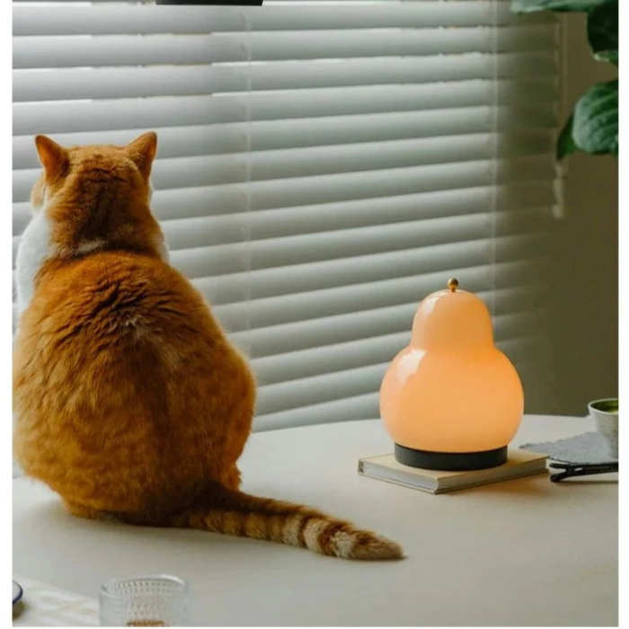 Cream Pear Table Lamp