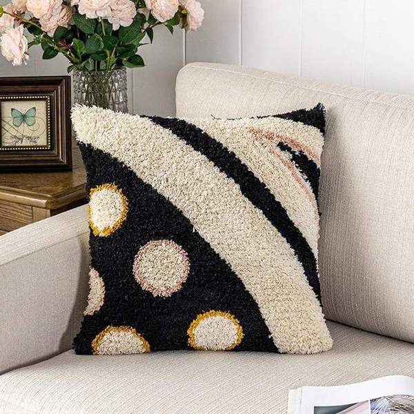 Tufted Tasseled Cushion Cover
