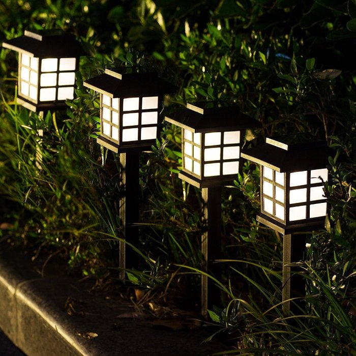 Jaase - Pathway LED Solar Lights